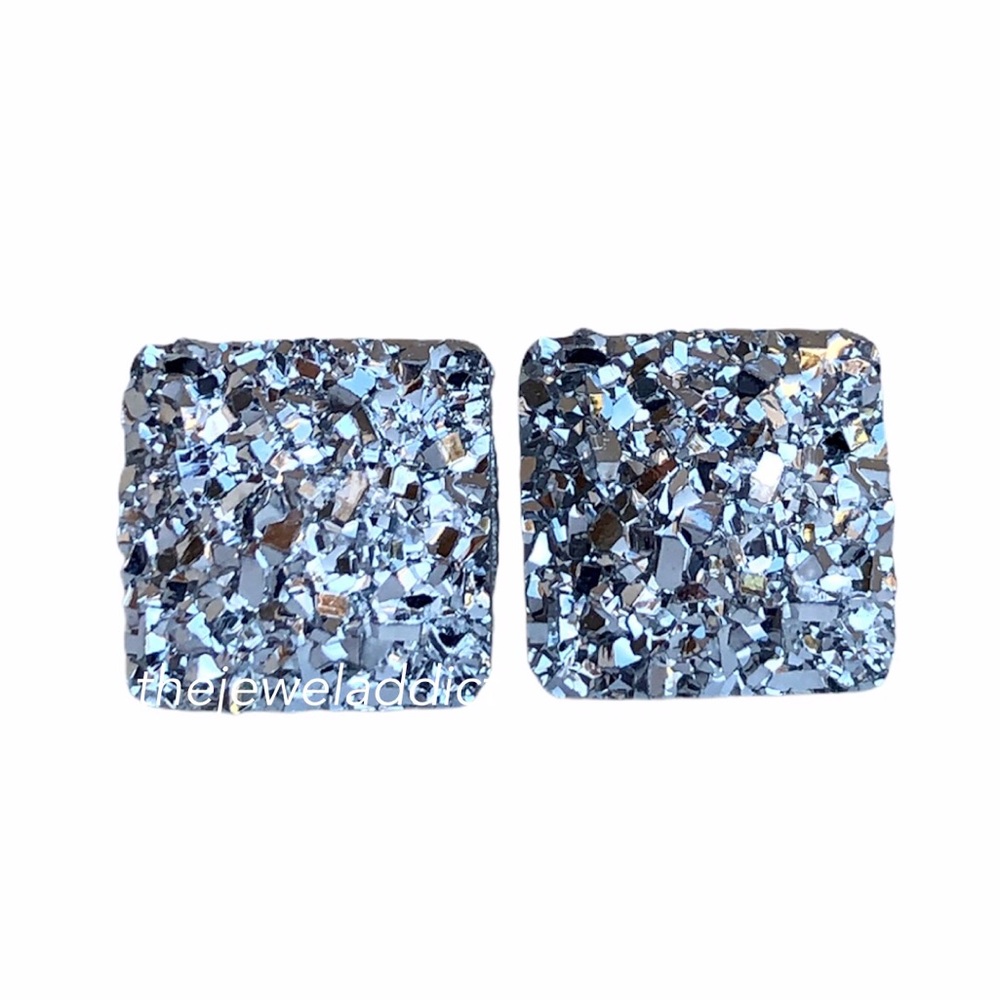 3 for 15🎀small silver faux druzy square studs - Picture 1 of 6